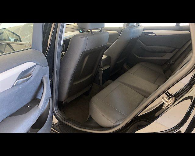 BMW X1 sdrive18d my12