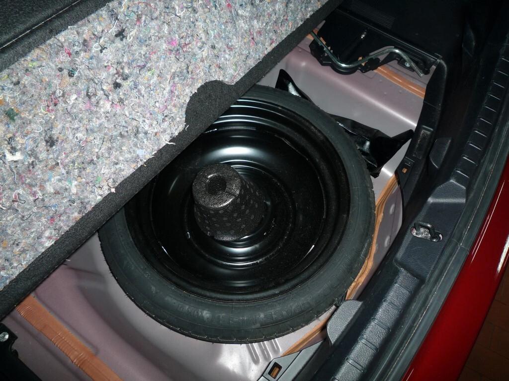 Toyota Yaris 1.3 5 porte Lounge