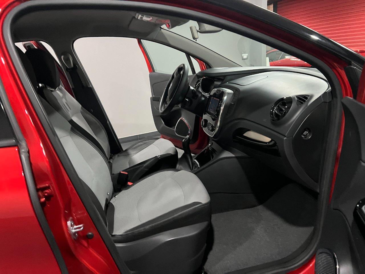 Renault Captur 1.5 dci Intens (energy r-link) 90cv E6