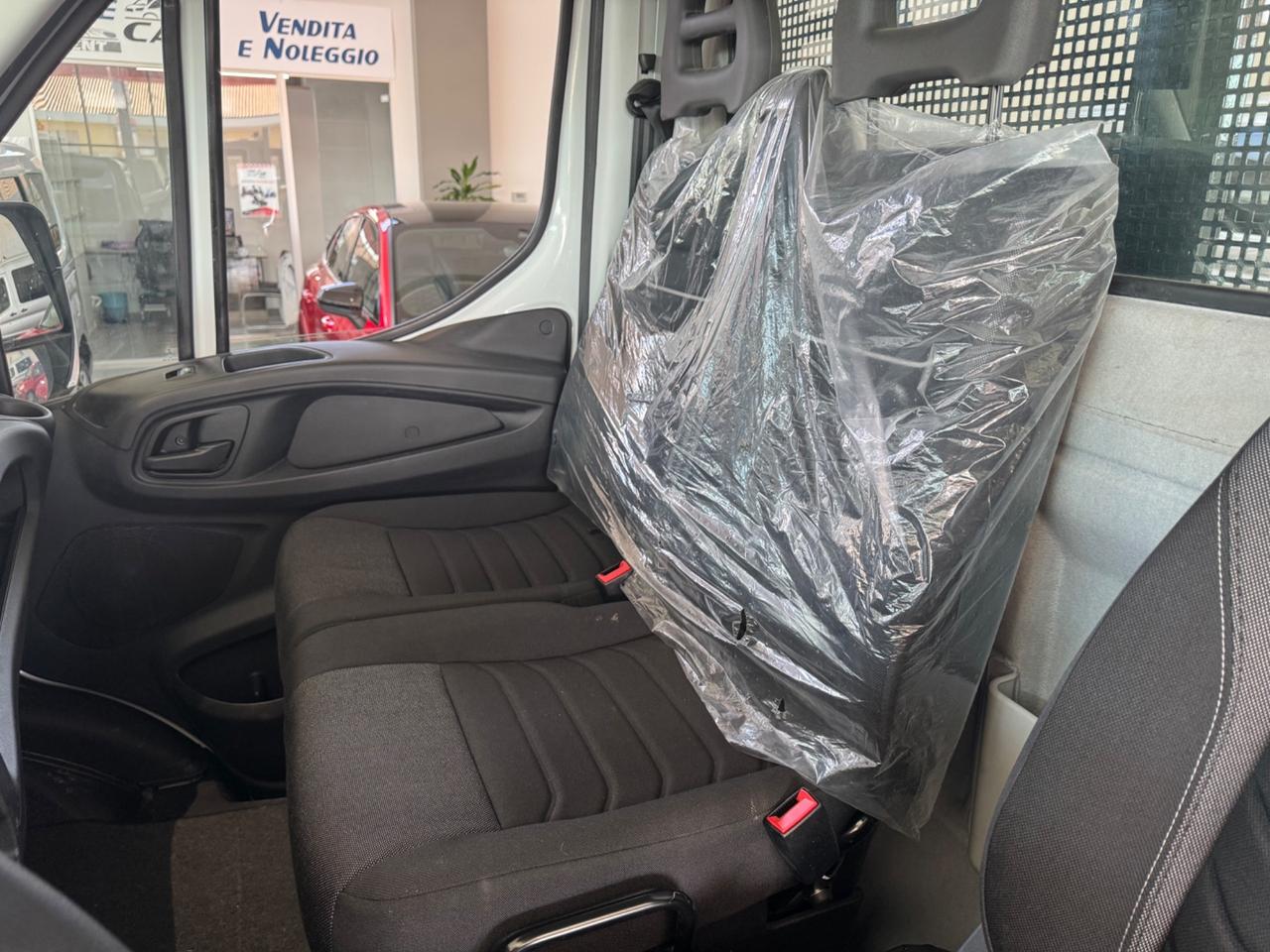 Iveco daily 35s14 cassonato