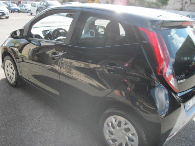 Toyota Aygo Connect 1.0 VVT-i 72 CV SOLO KM 30000