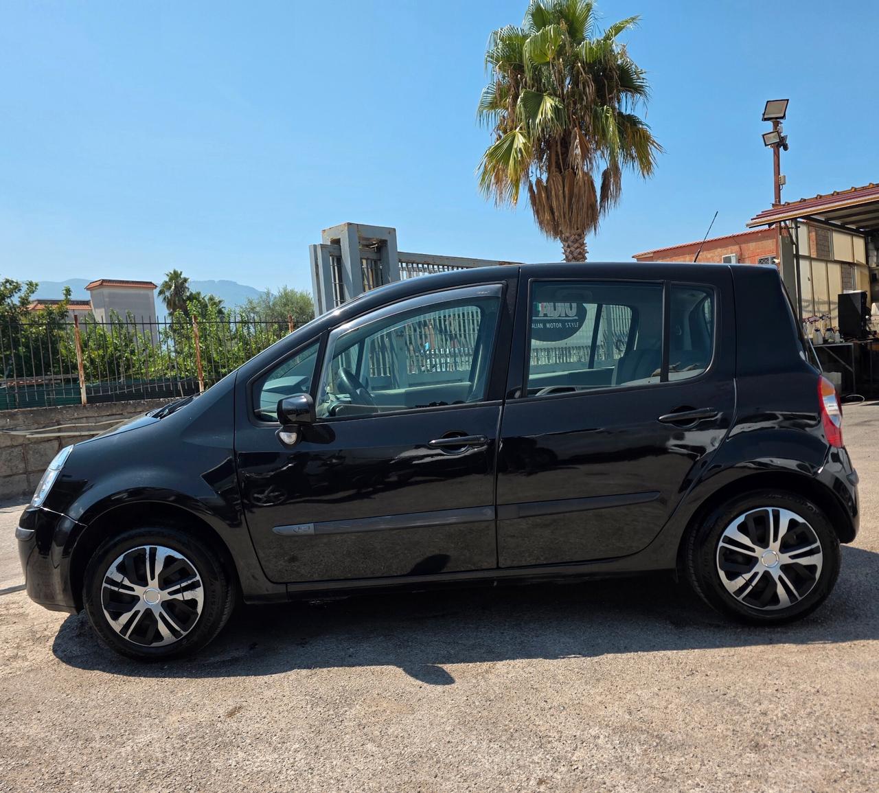 Renault Modus 1.5 dCi 85CV Luxe Dynamique