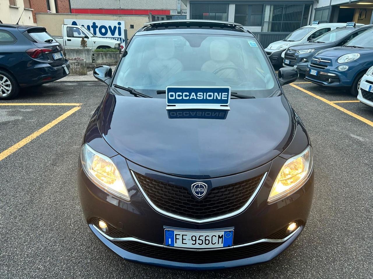 Lancia Ypsilon 1.3 MJT 16V 95 CV 5 porte S&S Platinum Tetto Apribile