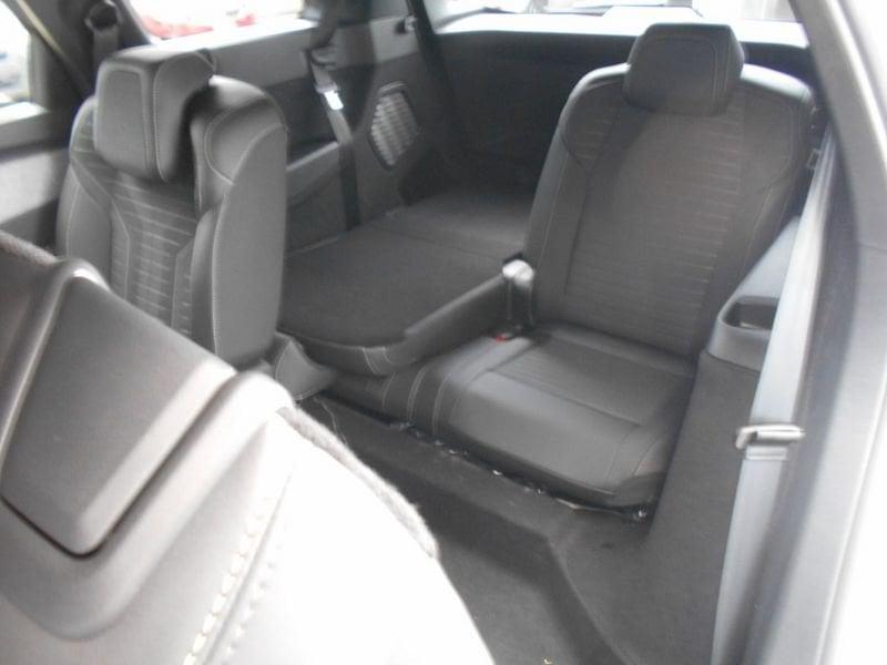 Peugeot 5008 145 GT Hybrid Fin 9Perfet Sc26%