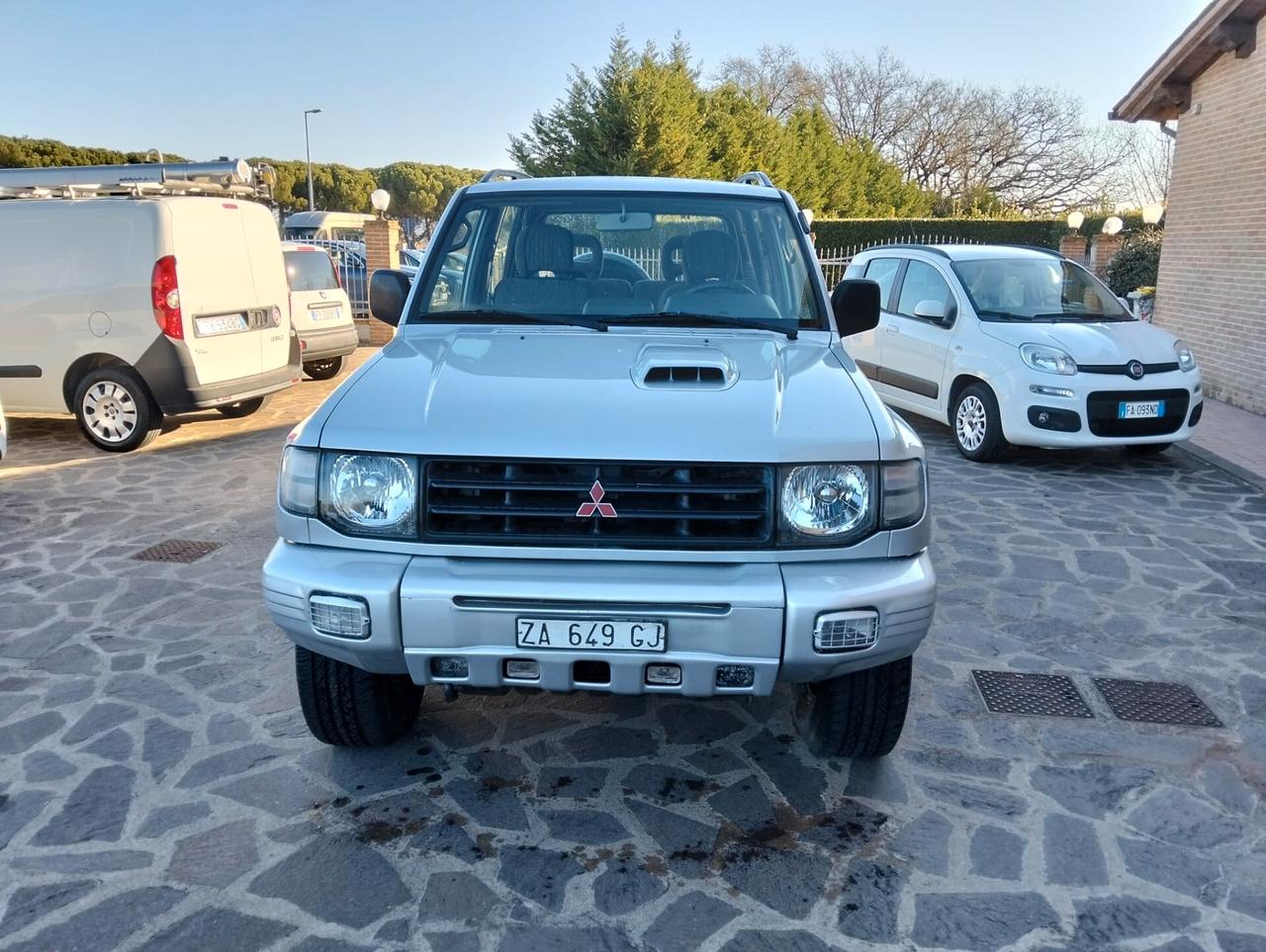 Mitsubishi Pajero 2.8 TDI Metal-top S.S. GLx Target