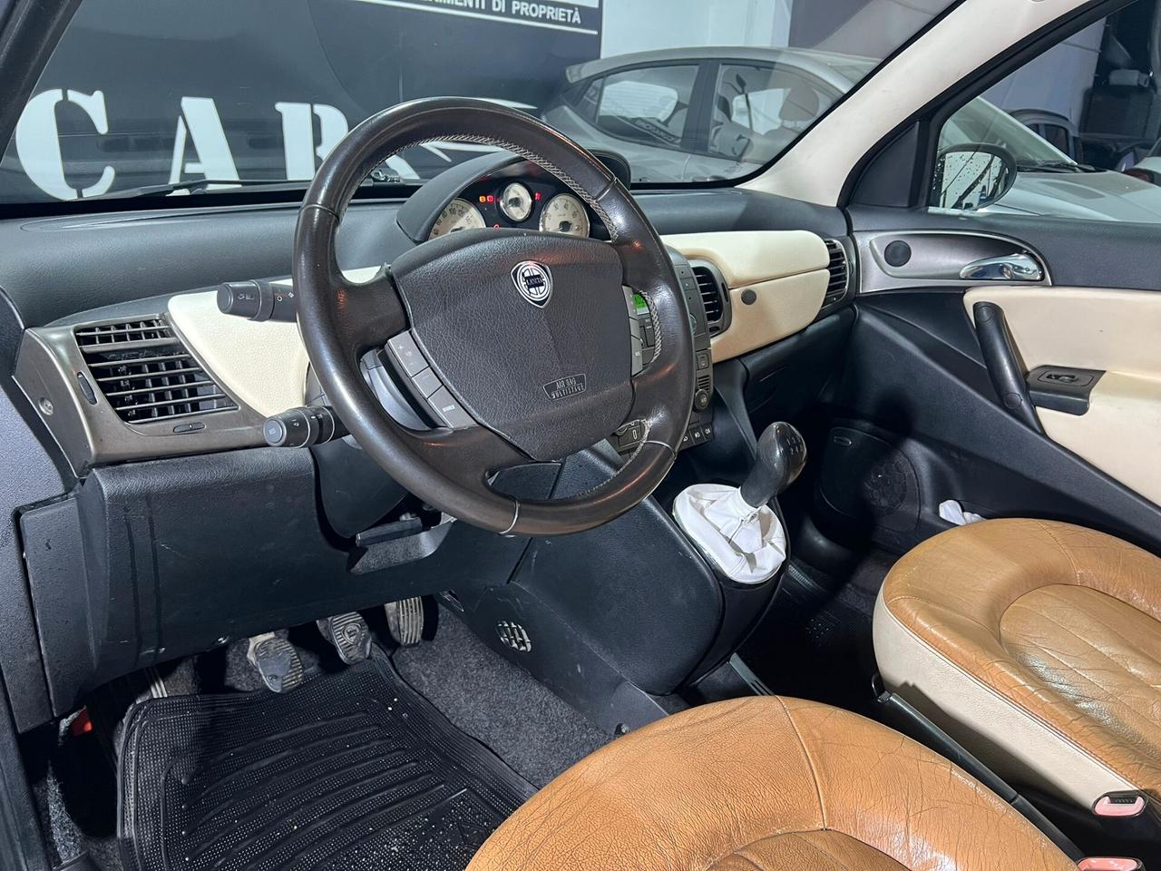 Lancia Ypsilon 1.3 Multijet 16V