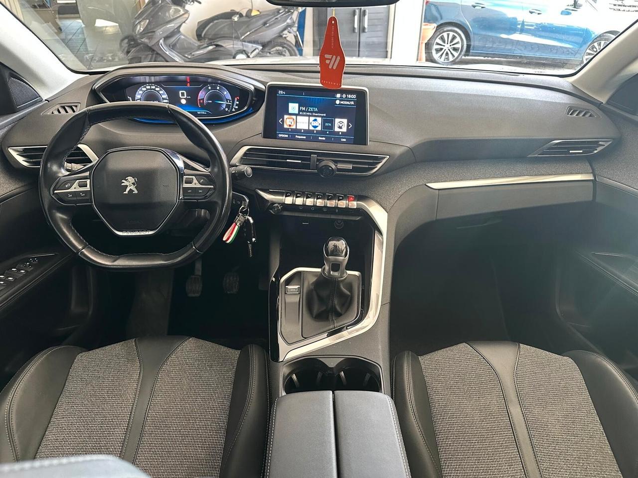 Peugeot 5008 7 POSTI