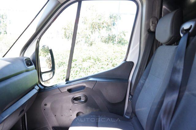 RENAULT Master T28 2.3 dCi 135 PC-TM Furgone Ice