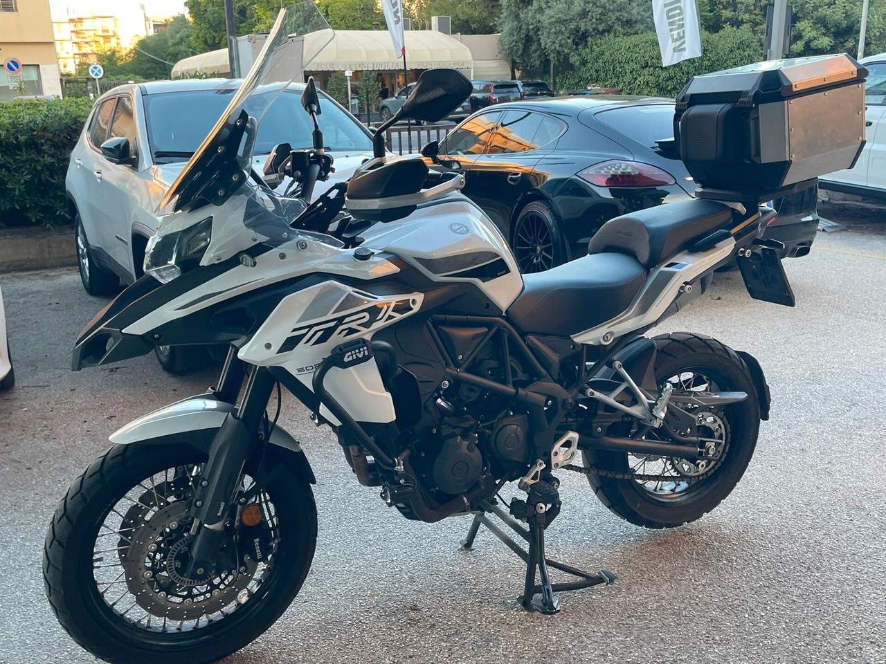 Benelli TRK 502
