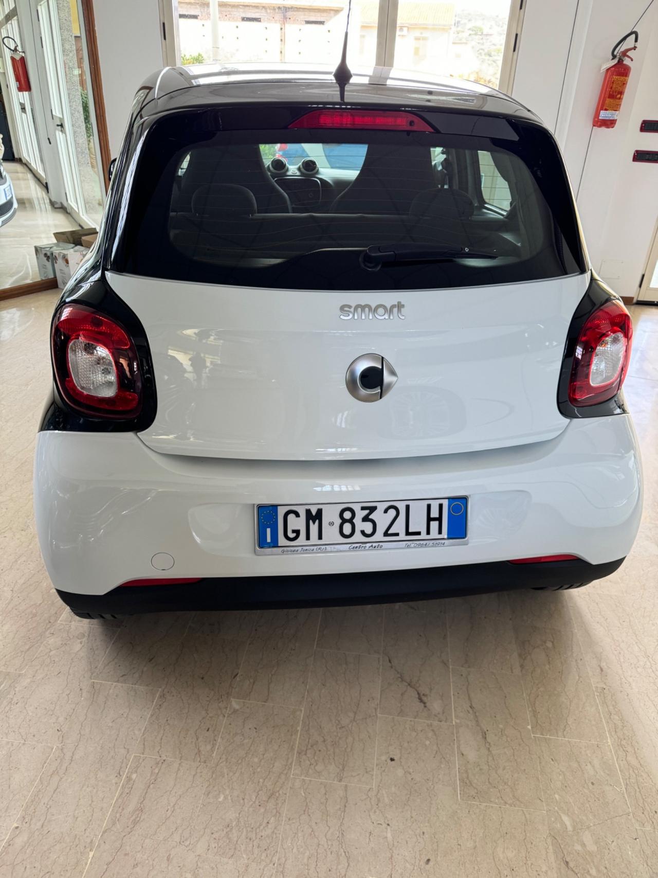 Smart ForFour 70 1.0 Youngster