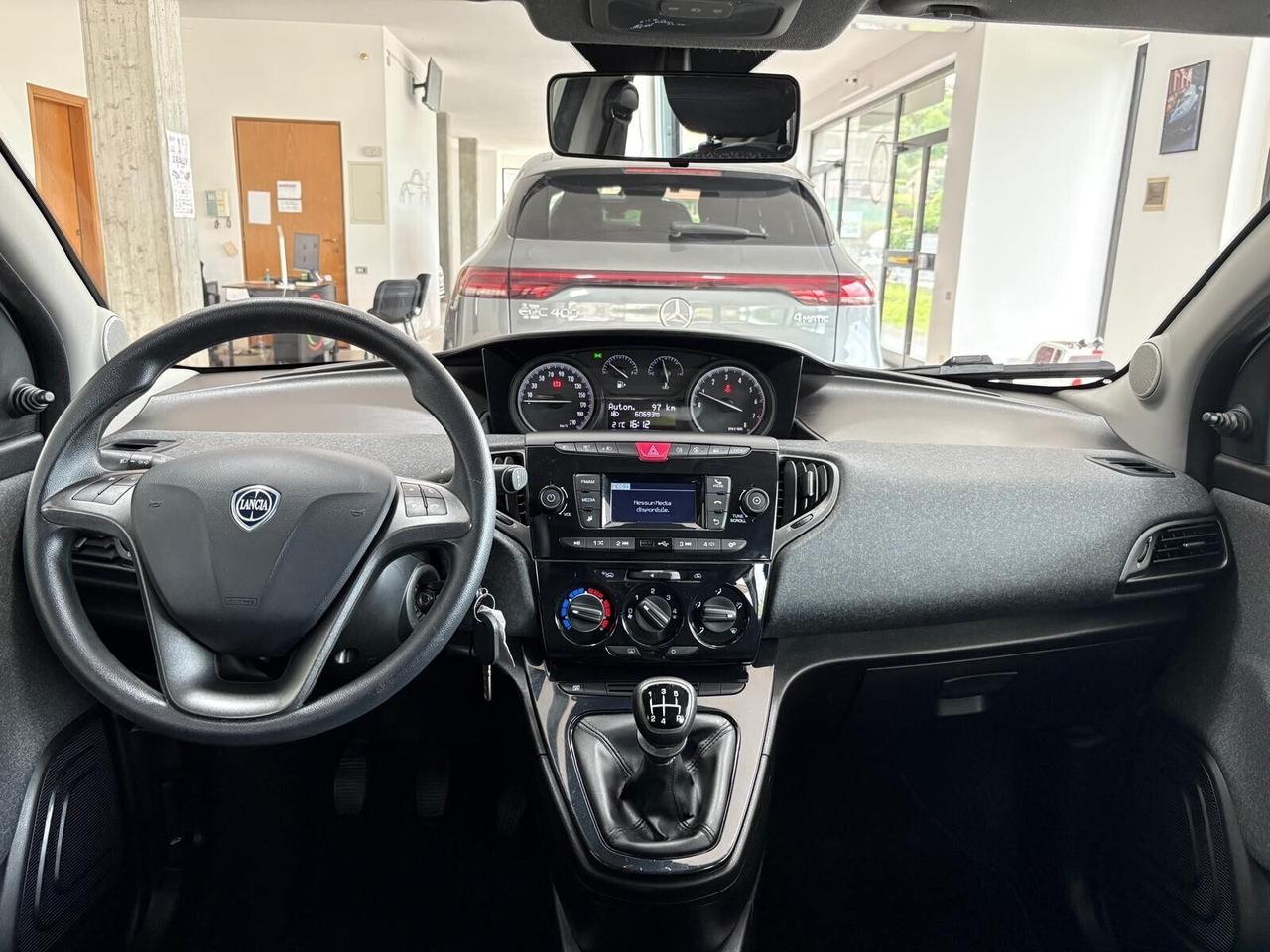 Lancia Ypsilon LANCIA YPSILON 1.2 69CV 5 PORTE - E