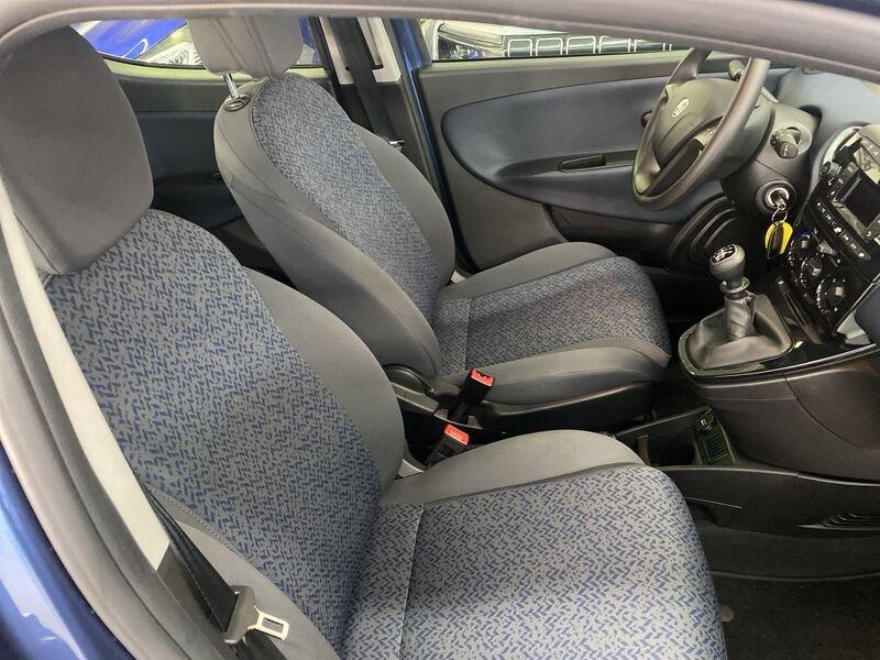 Lancia Ypsilon III 2015 1.0 firefly hybrid Gold s&s 70cv