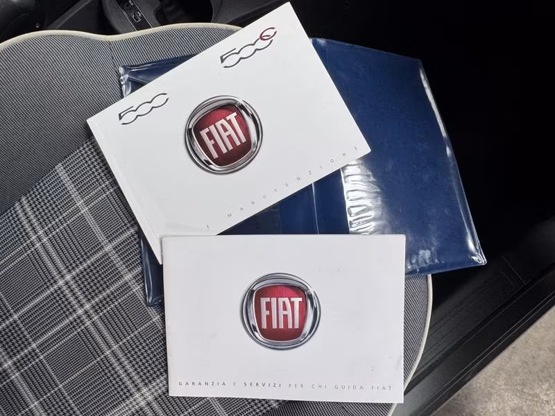 FIAT 500 1.2 Lounge 69cv TETTO APRIBILE NAVI SENSORI