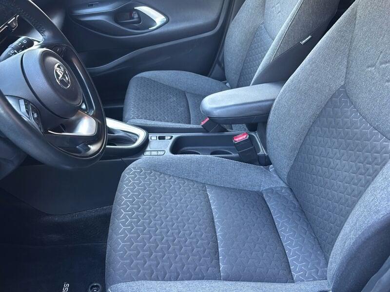 Toyota Yaris Cross 1.5H (116 CV) E-CVT Trend