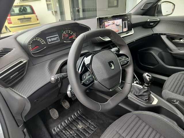 Peugeot 2008 PureTech 100 S&S Active ** KM Ø **