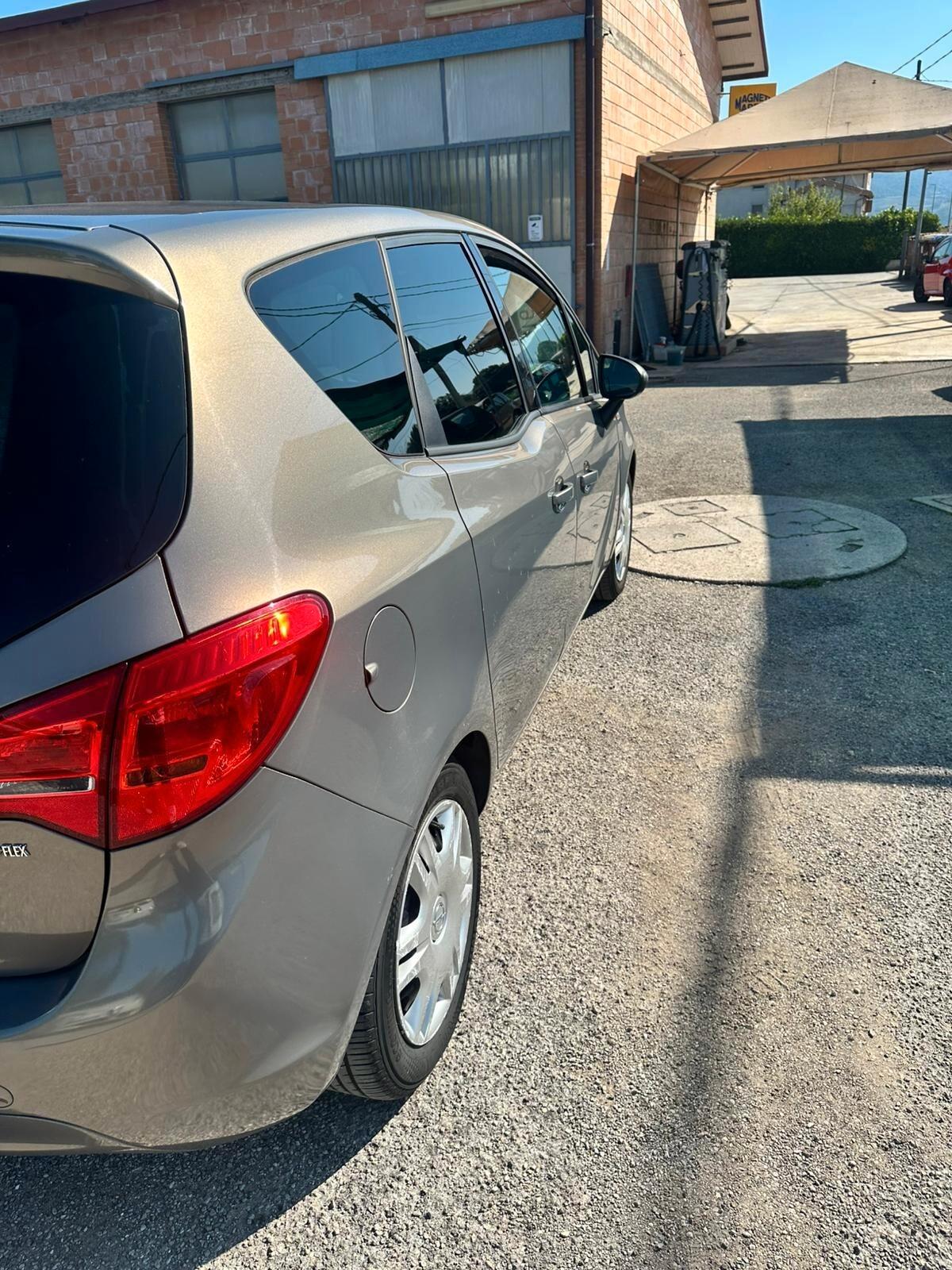 Opel Meriva 1.3 CDTI 95CV ecoFLEX Start&Stop Cosmo