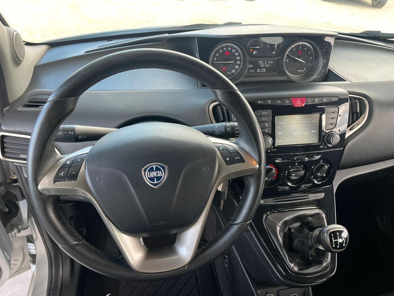 Lancia Ypsilon 1.2 69 CV 5 porte S&S Platinum