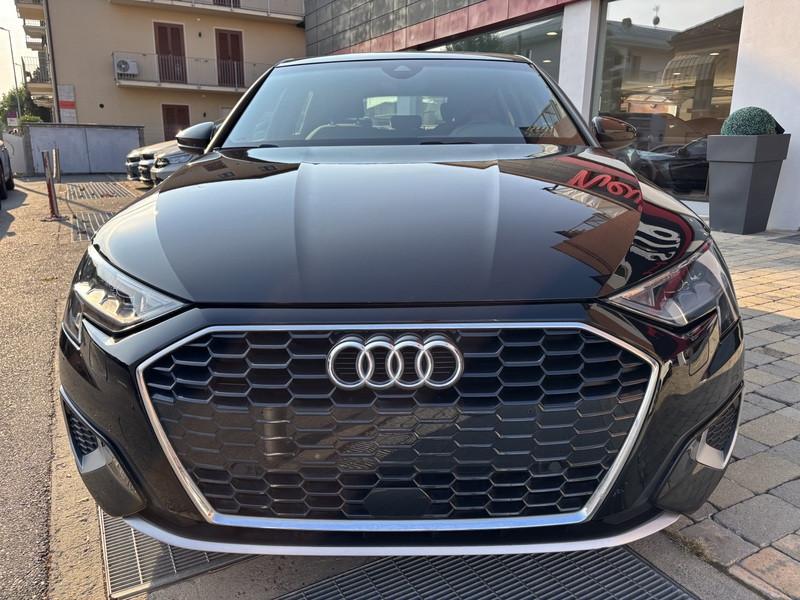 Audi A3 Sportback 35 2.0 tdi Business Advanced s-tronic LED-TETTO-18"