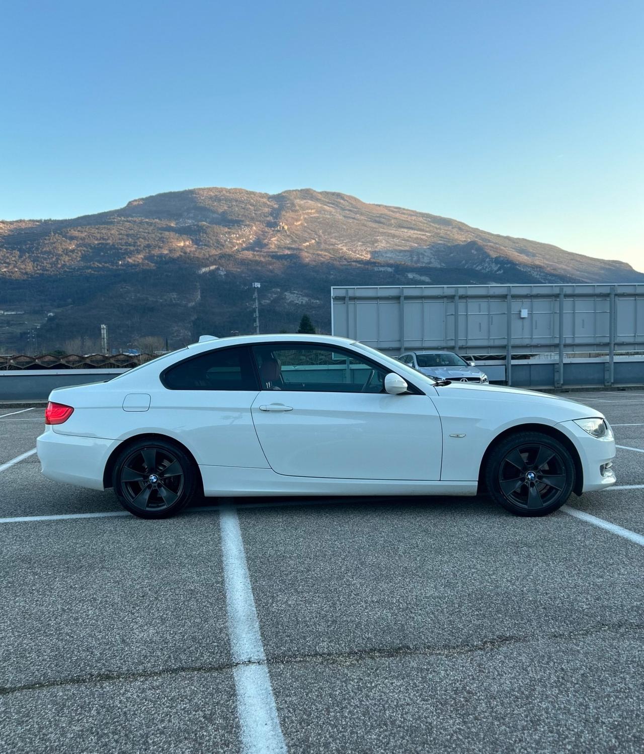 Bmw 320d xDrive cat Coupé(e92) MSport UNICA