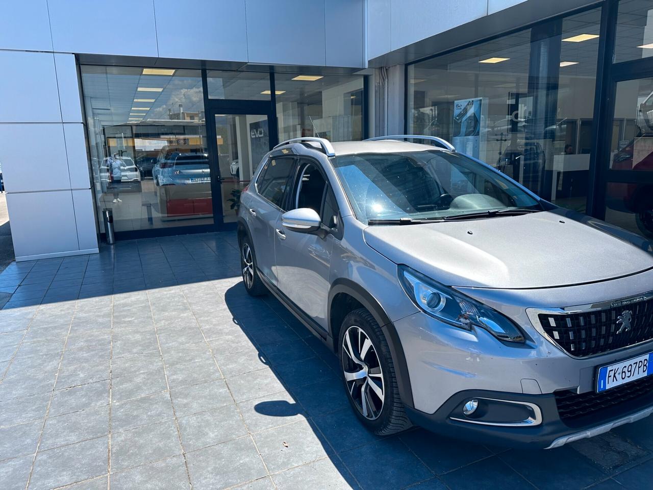 Peugeot 2008 BlueHDi 120 S&S Allure