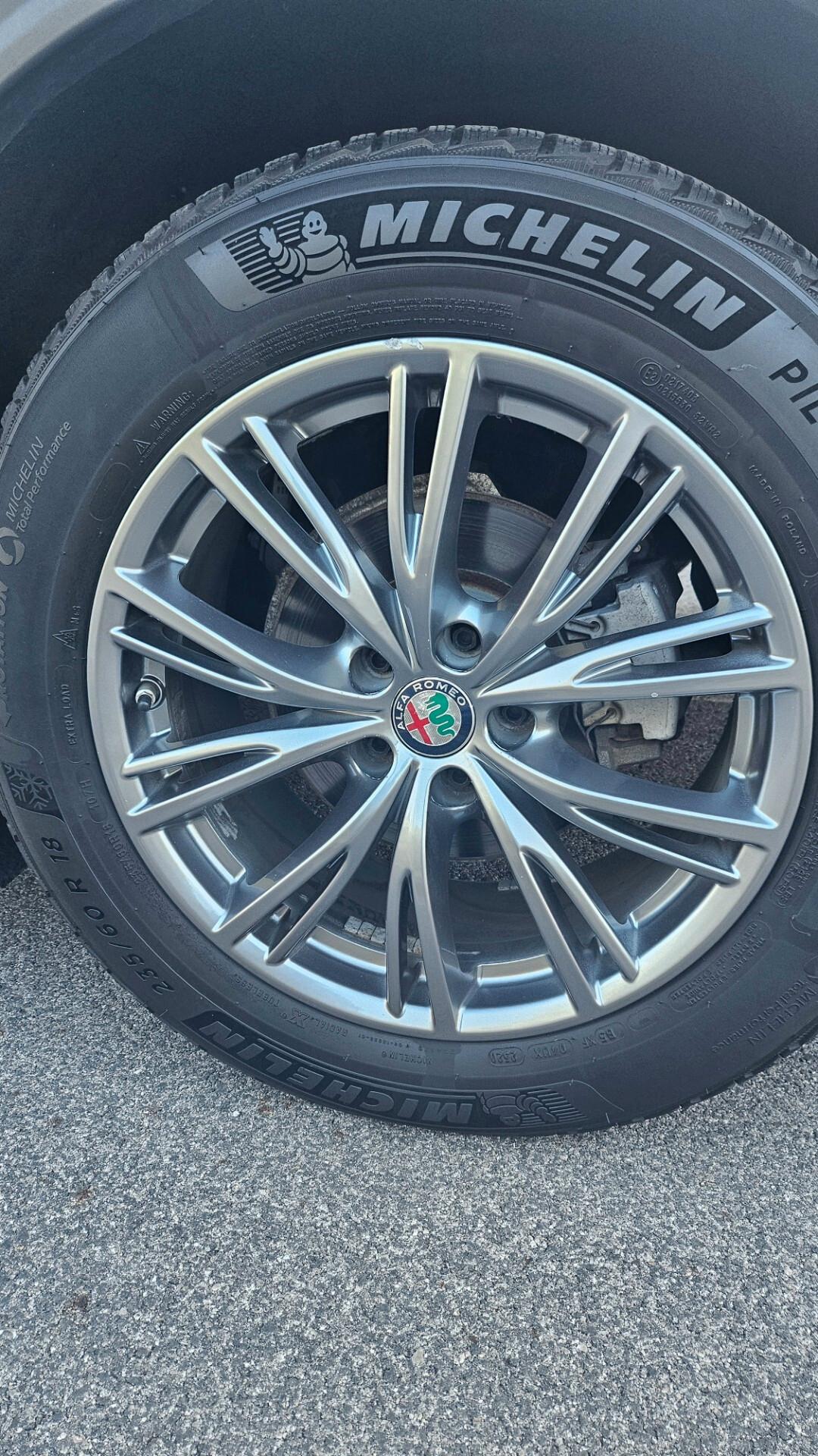 Alfa Romeo Stelvio 2.2 Turbodiesel 160 CV AT8 RWD