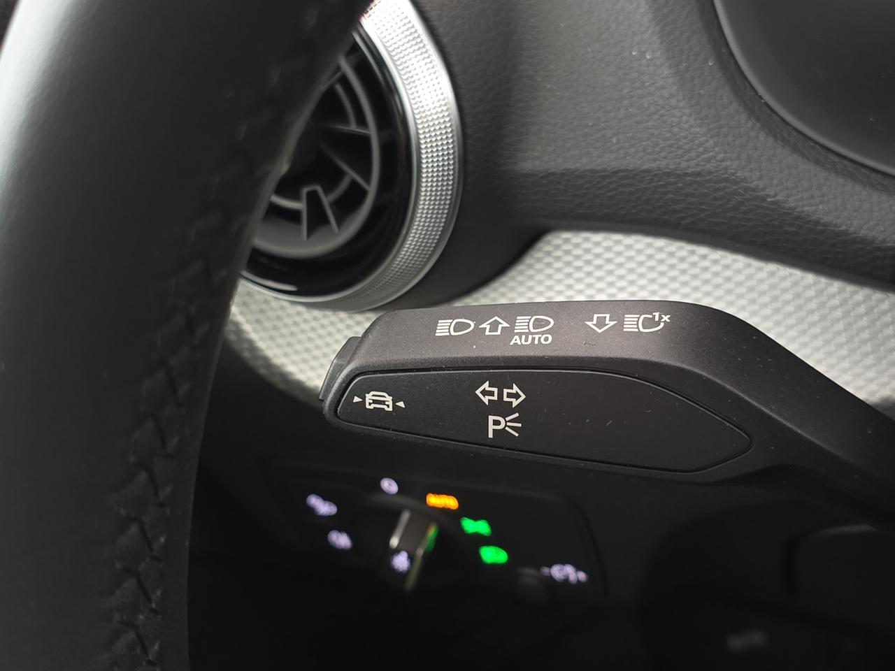Audi Q2 35 2.0 tdi s line edition s-tronic