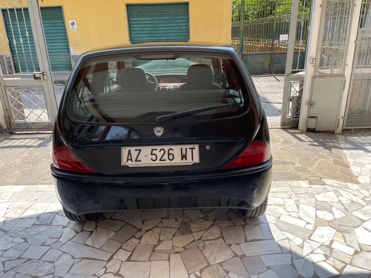 Lancia Y 1.2i cat Elefantino Blu