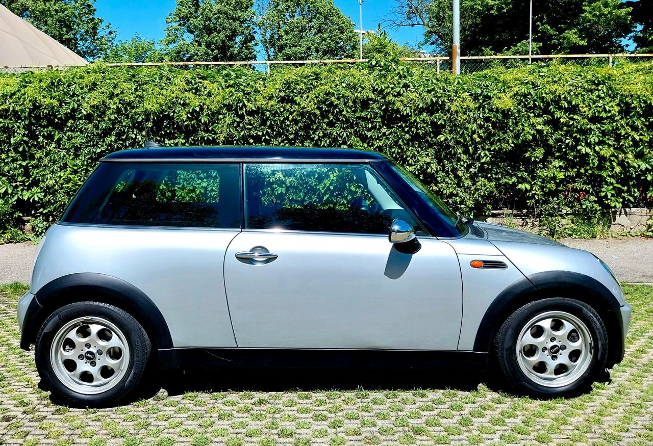 Mini Cooper 1.6