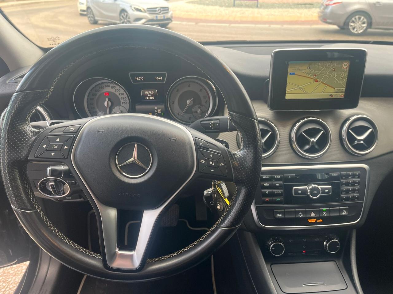 Mercedes-benz GLA 200 d Automatic Sport