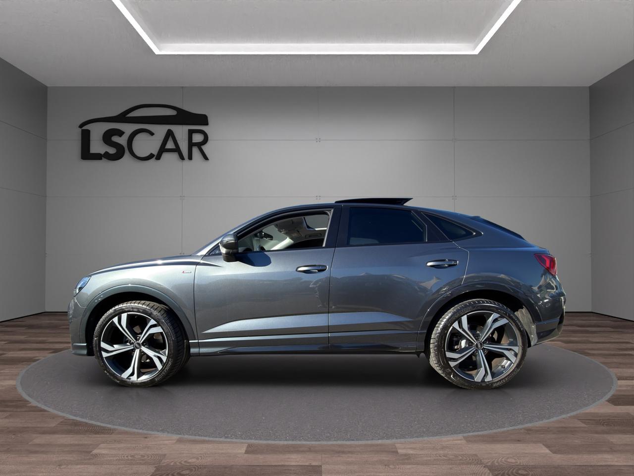Audi Q3 Sportback SPTB 35 1.5 tfsi S LINE - Unipro - Promo Finanziamento - Tetto apribile - LED - Camera - Virtual cockpit