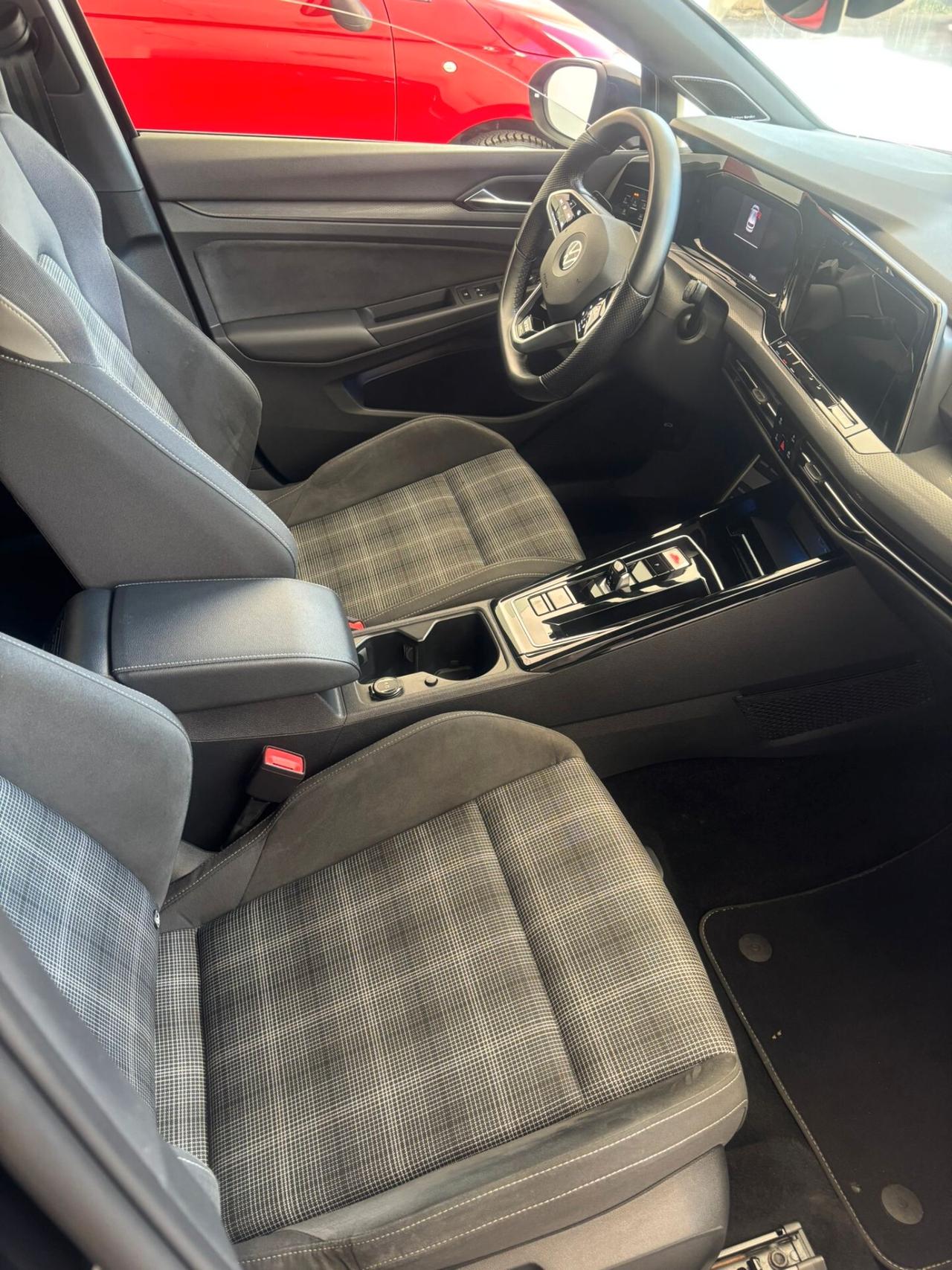 Volkswagen Golf 2.0 TDI GTD DSG