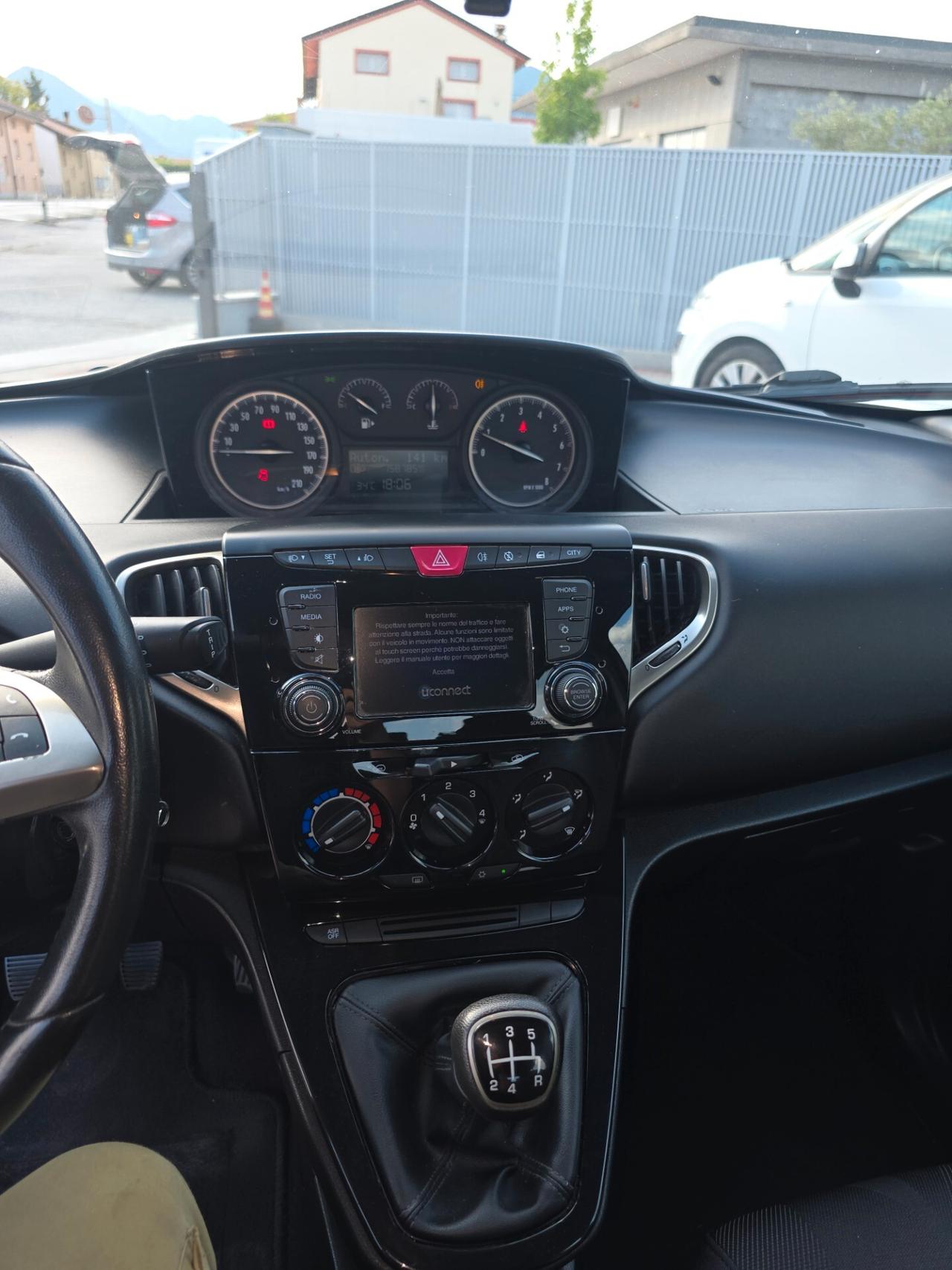 Lancia Ypsilon 1.2 69CV perfetta e garantita 12M