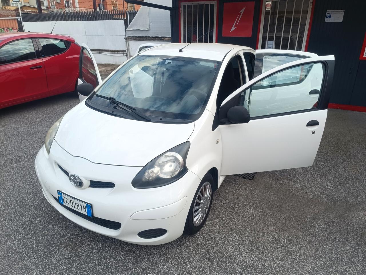 Toyota Aygo 1.0 12V VVT-i 5 porte Now