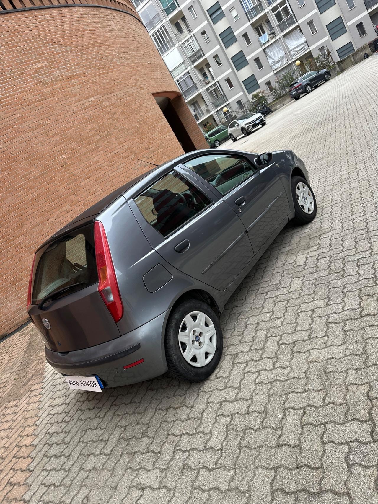 Fiat Punto 1.2i cat 5 porte EL