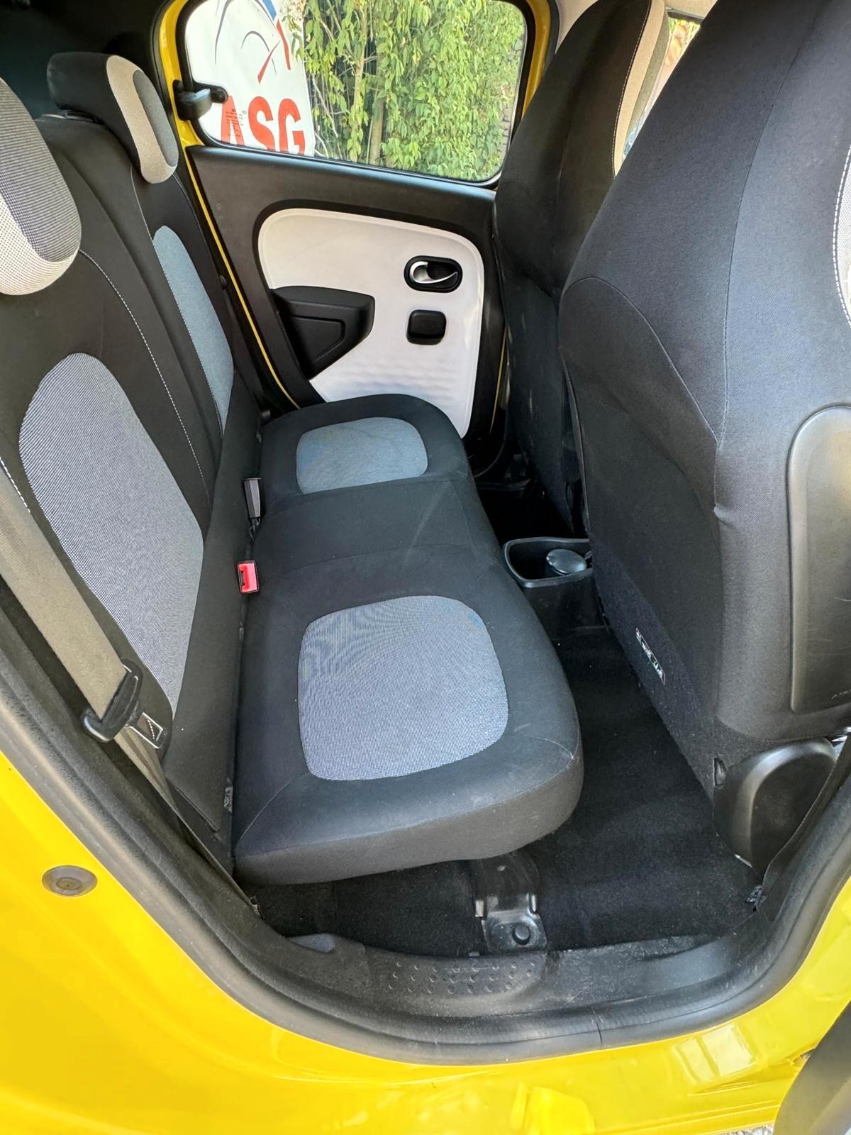 Renault Twingo SCe EDC Intens