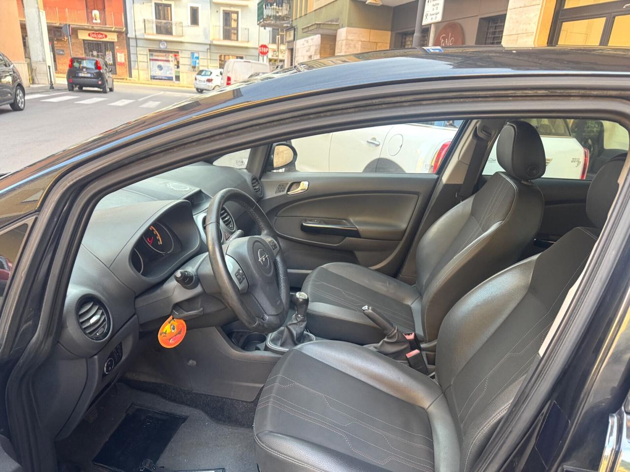 Opel Corsa 1.2 85CV GPL consegna tutta Italia