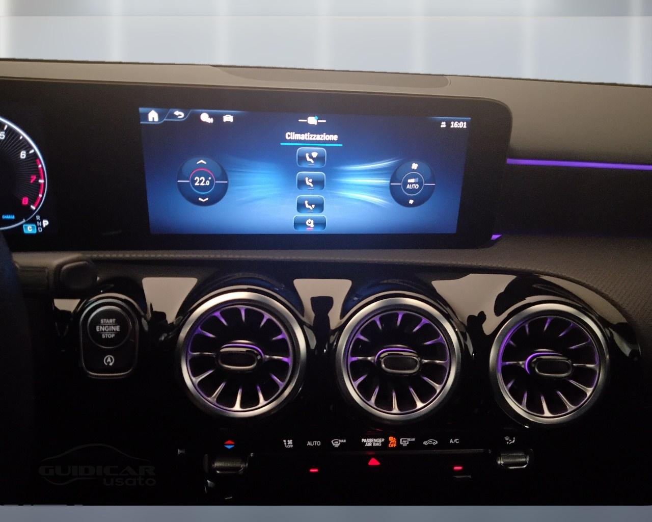 Mercedes-Benz Classe A - W177 2023 - A 180 AMG Line Advanced Plus Digital Edition auto