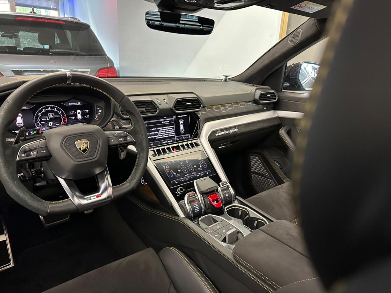 Lamborghini Urus 4,0 benzina 650 cv full full Iva