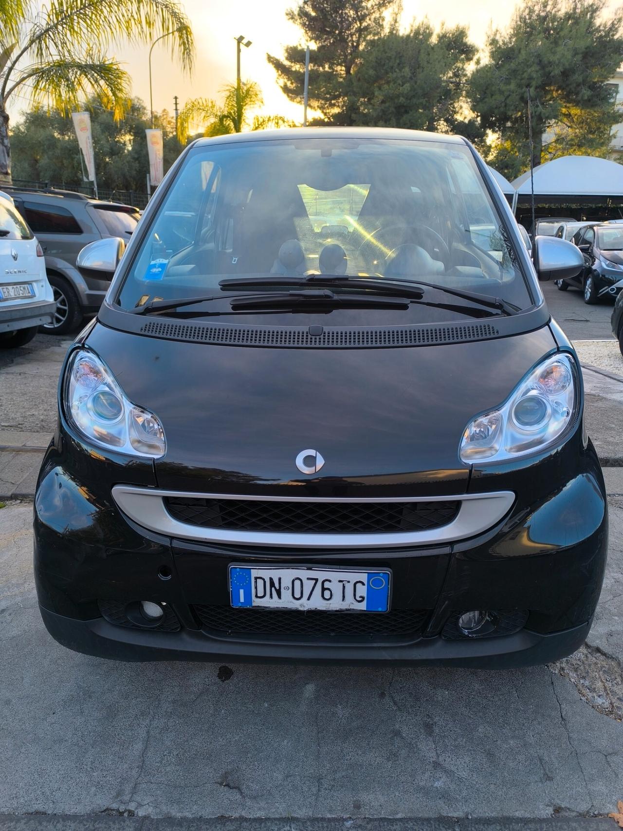 Smart ForTwo 1000 62 kW coupé passion