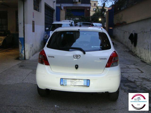 TOYOTA - Yaris - 1.3 5p. M-MT Sol