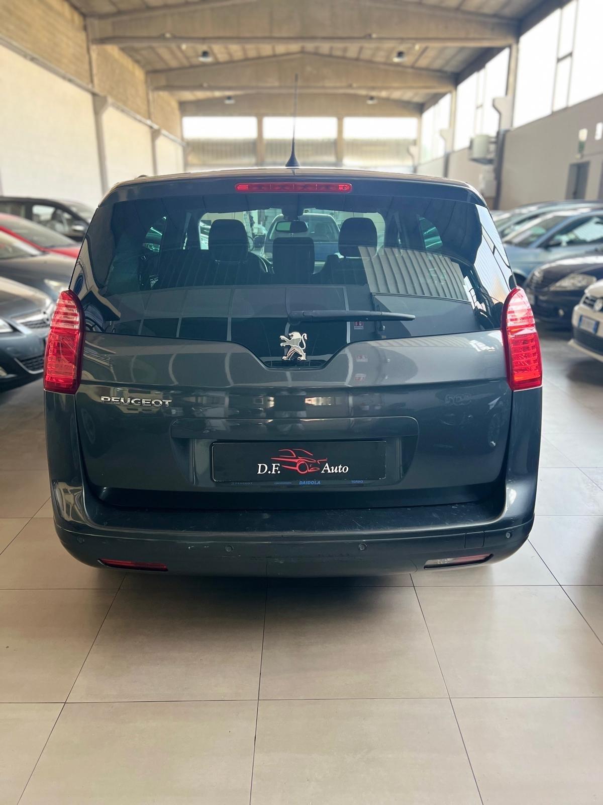 Peugeot 5008 1.6 HDi 112CV Business