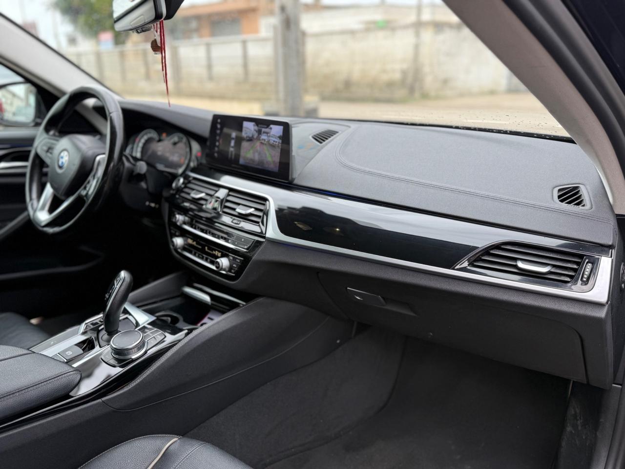 Bmw 520 520d xDrive Luxury