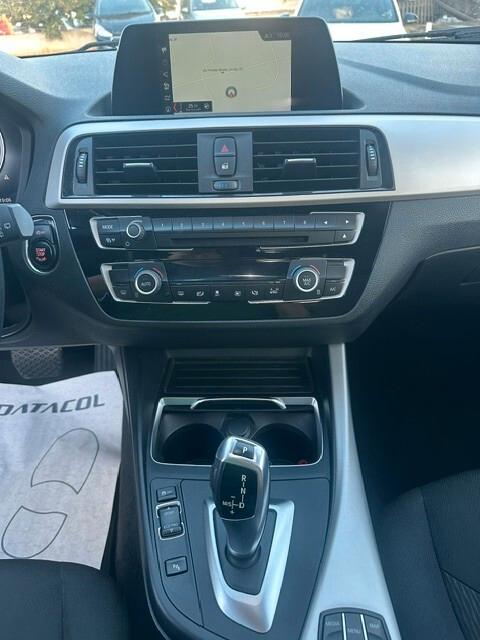 Bmw 118 118d 5p. Business