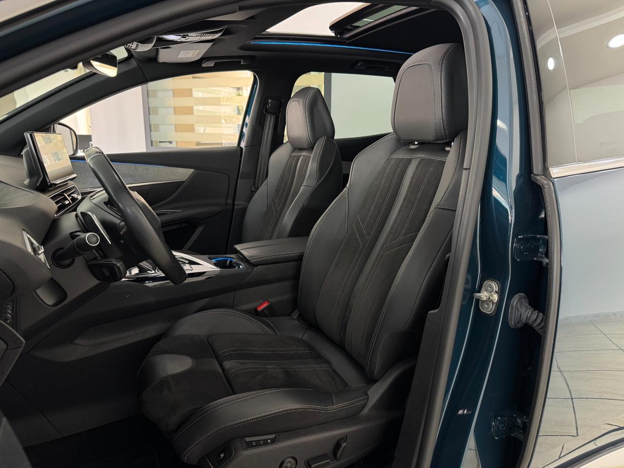 Peugeot 3008 BlueHDi 130cv EAT8 GT Tetto apribile