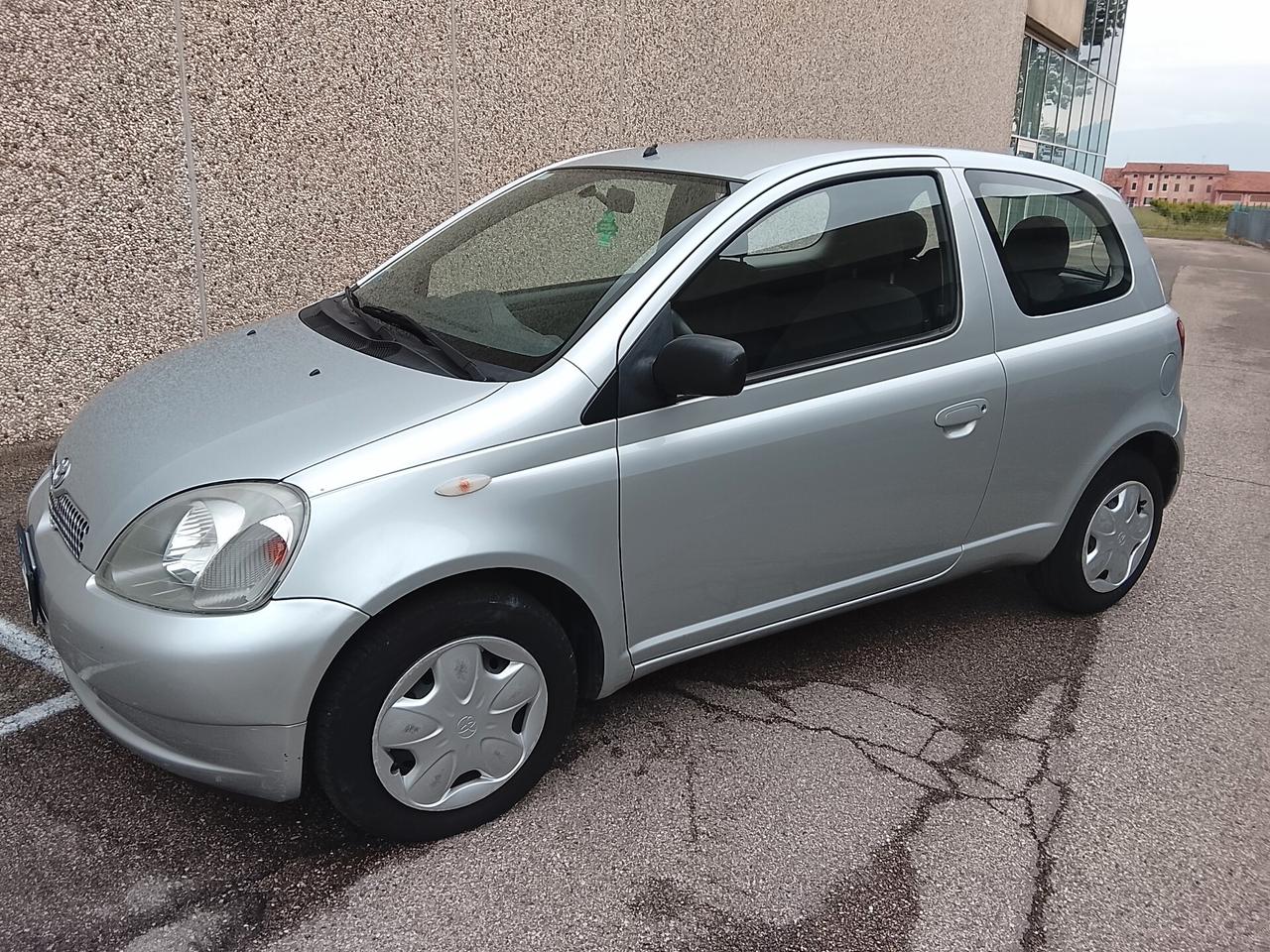 Toyota Yaris 1.0i 16V cat 3 porte