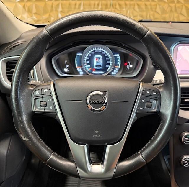 Volvo V40 Cross Country D2 Style Plus