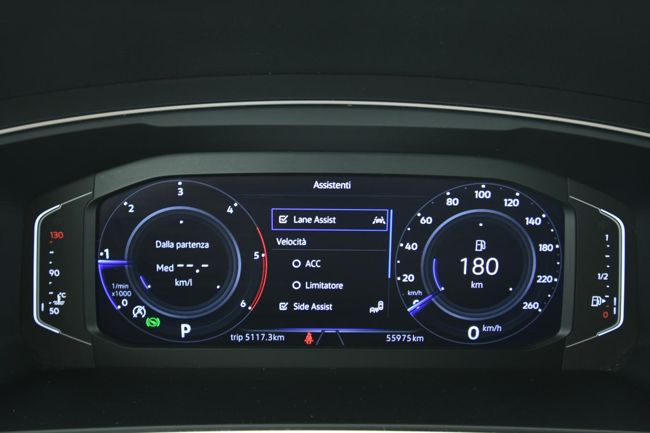 VOLKSWAGEN Tiguan 2.0 tdi Elegance 150cv dsg CAMERA+ACC+APP CONNECT