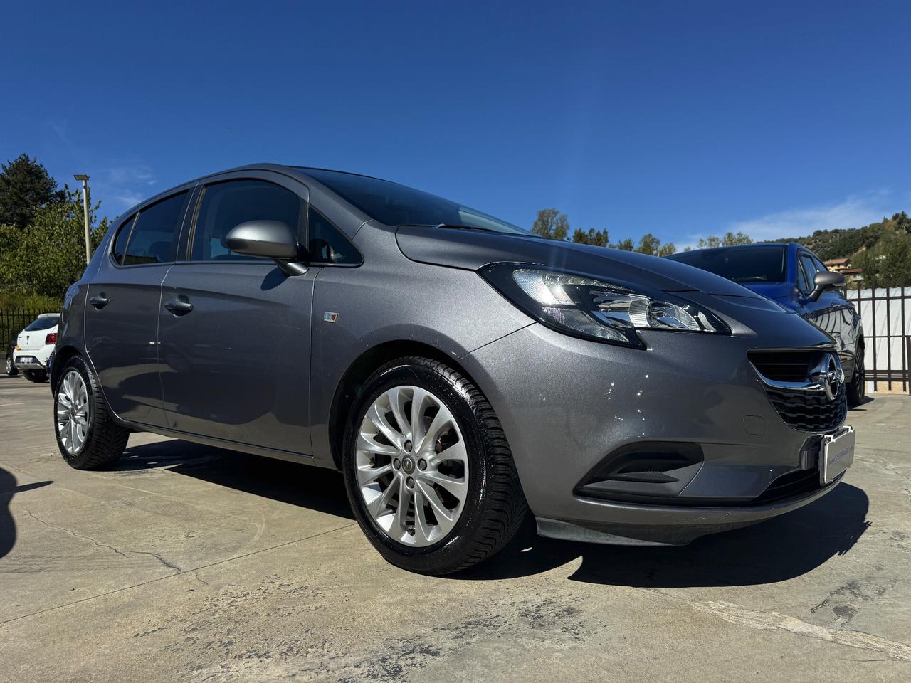 Opel Corsa 1.2 69CV COSMO/CAR PLAY/69.000km