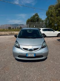 Toyota Aygo 1.0 12V VVT-i 5 porte Sol