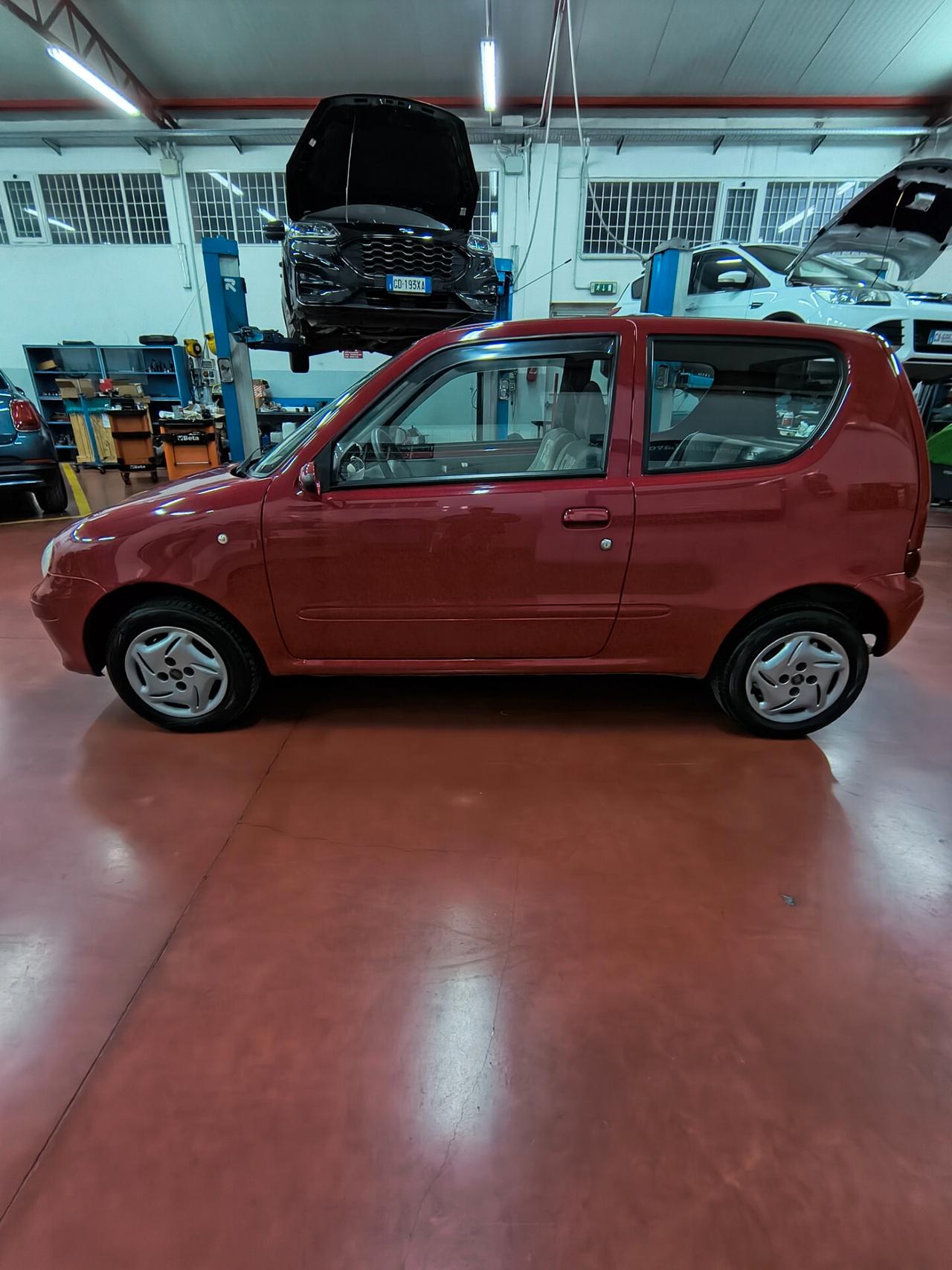 Fiat 600 1.1 Active Suite